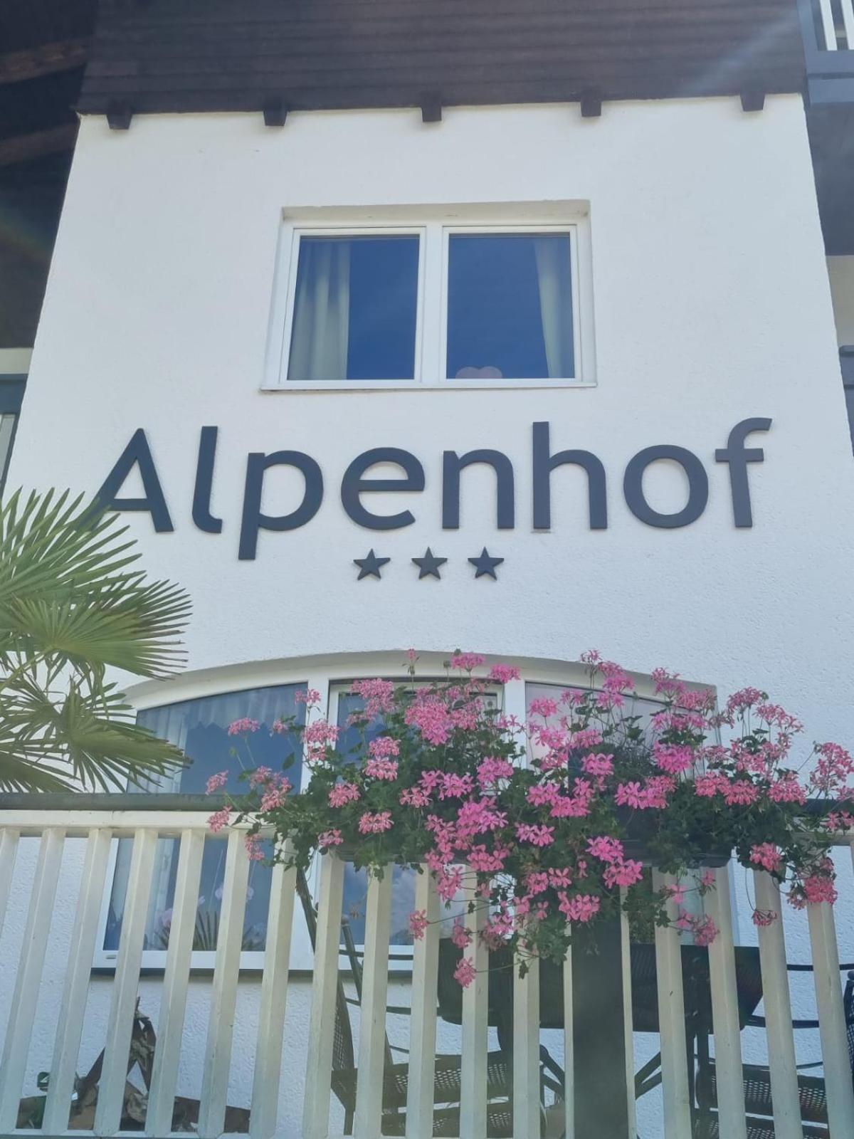 Boutique Hotel Alpenhof ซังต์ มาร์ติน อัม เทนเนนเกอเบียร์เกอ ภายนอก รูปภาพ